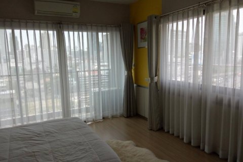 Кондоминиум с 3 спальнями в Бангкоке, Таиланд № 143776 - фото 12