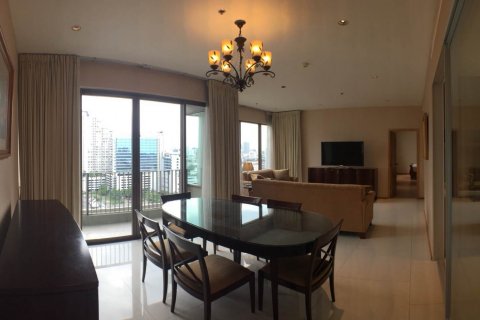 Кондоминиум с 2 спальнями в Бангкоке, Таиланд № 143779 - фото 1