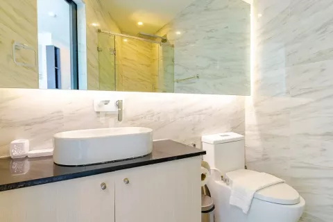 Condo in Kamala, Thailand, 1 bedroom  № 130991 - photo 12