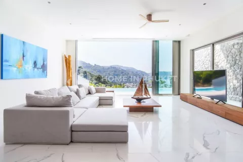 Дом в Кате, Таиланд с 5 спальнями  № 130996 - фото 3