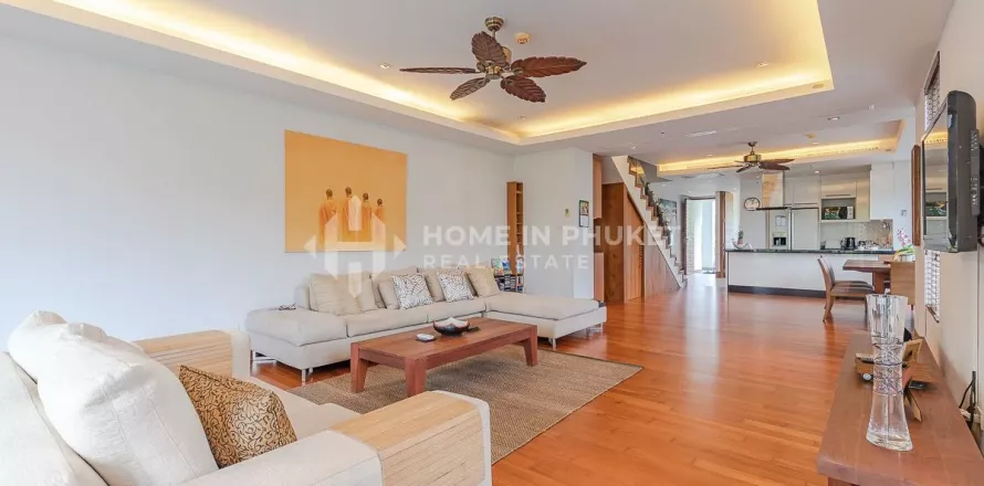 Condo à Phuket, Thaïlande, 4 chambres  № 130993