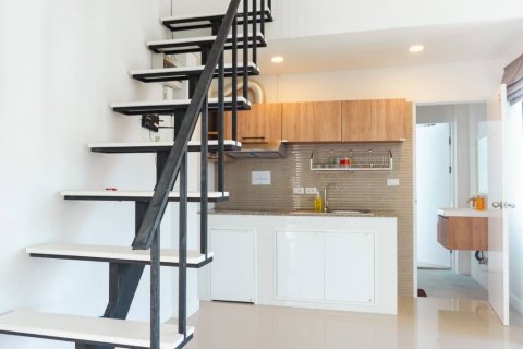 Villa in Hua Hin, Thailand 4 bedrooms № 124563 - photo 9