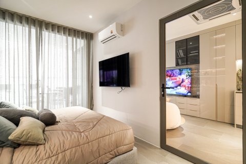 Condo on Nai Harn Beach, Thailand, 1 bedroom  № 132069 - photo 18