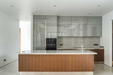 House in Bang Tao, Thailand 5 bedrooms № 132072 - photo 15