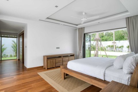 House in Bang Tao, Thailand 5 bedrooms № 132072 - photo 29