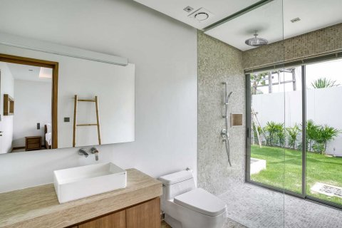 House in Bang Tao, Thailand 5 bedrooms № 132072 - photo 25