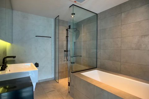 Condo in Watthana, Bangkok, Thailand, 2 bedrooms  № 123808 - photo 3