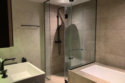 Condo in Watthana, Bangkok, Thailand, 2 bedrooms  № 123808 - photo 10