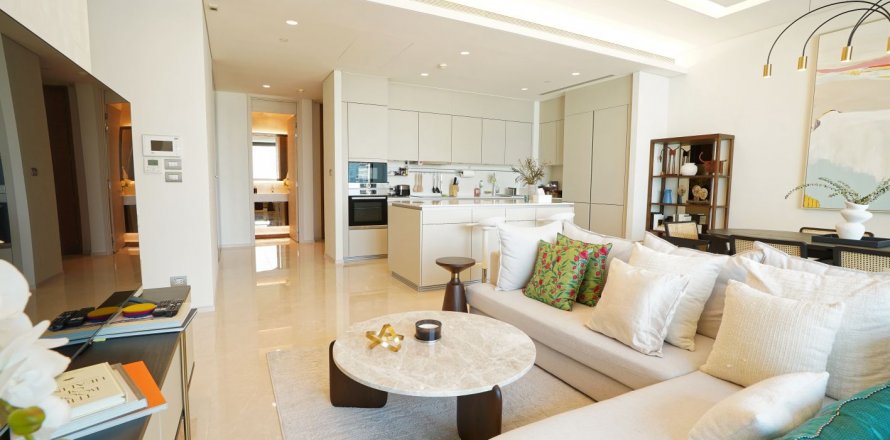 Condo in Pathum Wan, Bangkok, Thailand, 2 bedrooms  № 123809