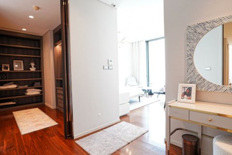 Condo in Pathum Wan, Bangkok, Thailand, 2 bedrooms  № 123809 - photo 23