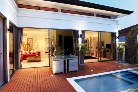 Villa in Phuket, Thailand 2 bedrooms № 105511 - photo 13