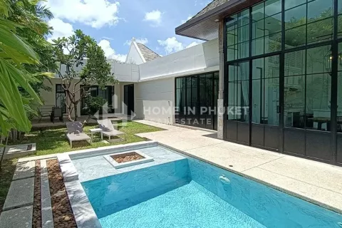 House in Phuket, Thailand 3 bedrooms № 131596 - photo 1