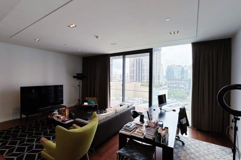 Кондоминиум с 2 спальнями в Ваттхане, Бангкок, Таиланд № 126341 - фото 2