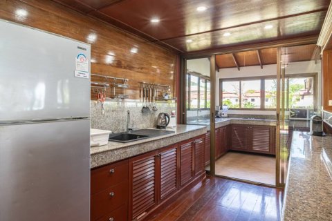 Villa on Ko Samui, Thailand 4 bedrooms № 119633 - photo 3