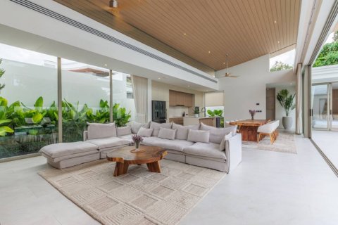 Villa on Phuket, Thailand 4 bedrooms № 119632 - photo 6