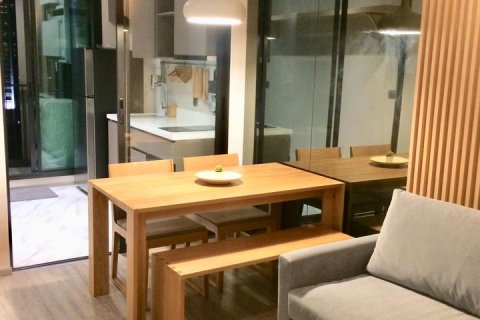 Condo in Bangkok, Thailand, 1 bedroom  № 143370 - photo 2