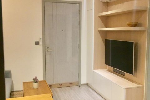 Condo in Bangkok, Thailand, 1 bedroom  № 143370 - photo 3