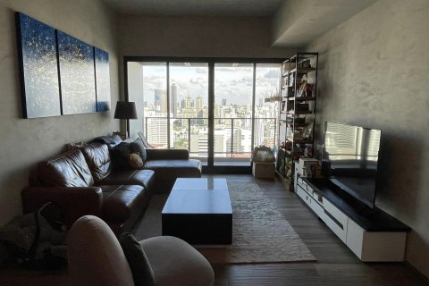 Condo in Bangkok, Thailand, 2 bedrooms  № 143263 - photo 3