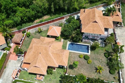 Villa à Hua Hin, Thaïlande 5 chambres № 100912 - photo 2