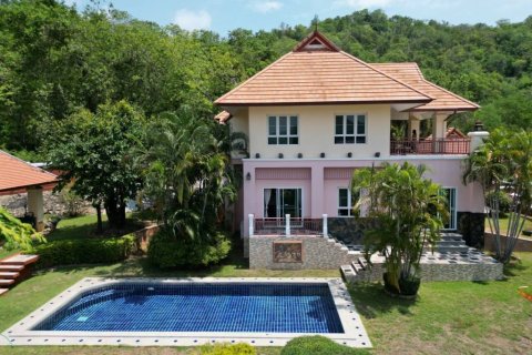 Villa à Hua Hin, Thaïlande 5 chambres № 100912 - photo 4