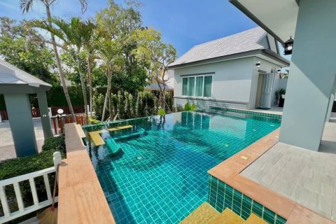 Дом в Паттайе, Таиланд с 4 спальнями  № 144462 - фото 4