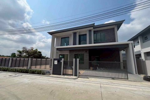 Дом в Паттайе, Таиланд с 4 спальнями  № 144460 - фото 1