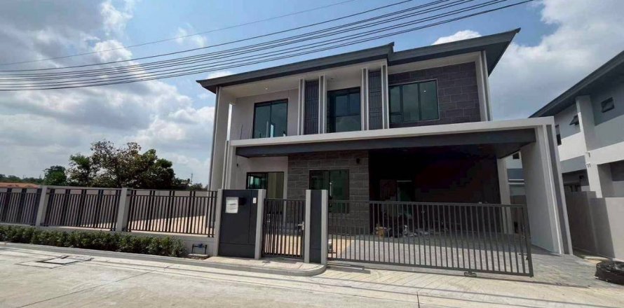 Дом в Паттайе, Таиланд с 4 спальнями  № 144460