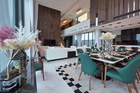 House in Pattaya, Thailand 5 bedrooms № 144461 - photo 8