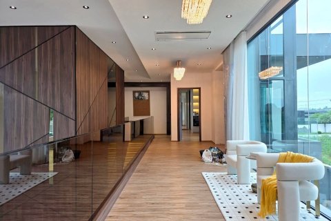 House in Pattaya, Thailand 5 bedrooms № 144461 - photo 29