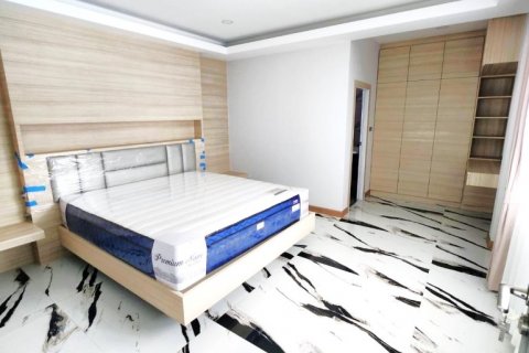 Дом в Паттайе, Таиланд с 5 спальнями  № 132302 - фото 10