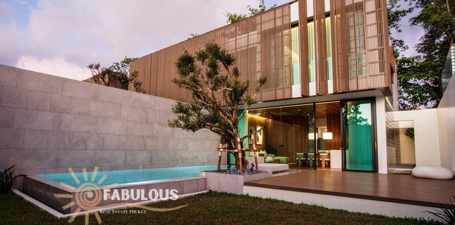 Villa in Phuket, Thailand 3 bedrooms № 81625