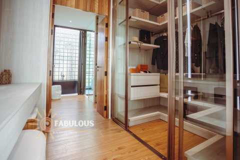 Villa in Phuket, Thailand 3 bedrooms № 81625 - photo 9