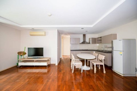 Кондоминиум с 3 спальнями в Клонг Тоэй, Бангкок, Таиланд № 125998 - фото 2