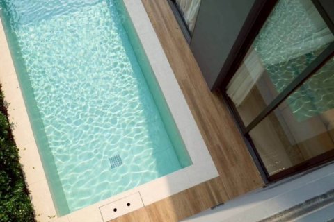 Вилла в Бангкоке, Таиланд с 5 спальнями  № 125994 - фото 5