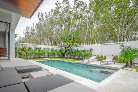 House in Phuket, Thailand 3 bedrooms № 131461 - photo 18