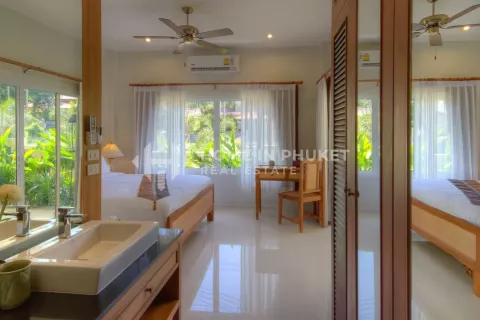 House in Rawai, Thailand 2 bedrooms № 131458 - photo 12