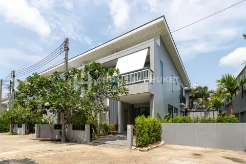 House in Phuket, Thailand 2 bedrooms № 131456 - photo 18