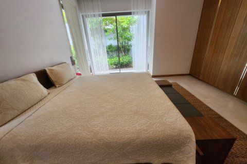 House in Bang Tao, Thailand 4 bedrooms № 125606 - photo 20