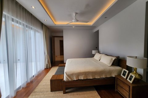 House in Bang Tao, Thailand 4 bedrooms № 125606 - photo 9