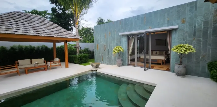 House in Bang Tao, Thailand 4 bedrooms № 125606