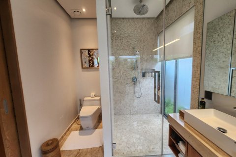 House in Bang Tao, Thailand 4 bedrooms № 125606 - photo 10
