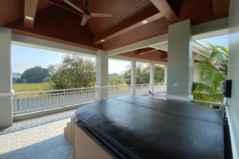Villa in Chiang Mai, Thailand 4 bedrooms № 126170 - photo 19