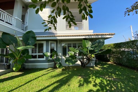 Villa in Chiang Mai, Thailand 4 bedrooms № 126170 - photo 4