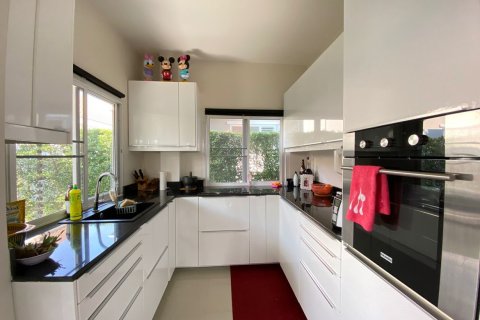 Villa in Chiang Mai, Thailand 4 bedrooms № 126170 - photo 9