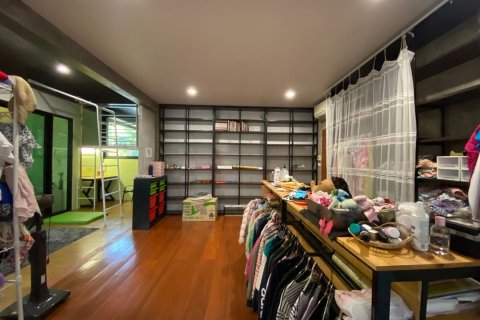 House in Chiang Mai, Thailand 5 bedrooms № 126169 - photo 21