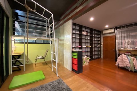 House in Chiang Mai, Thailand 5 bedrooms № 126169 - photo 23