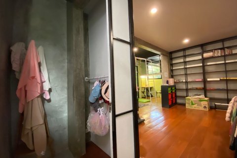 House in Chiang Mai, Thailand 5 bedrooms № 126169 - photo 20