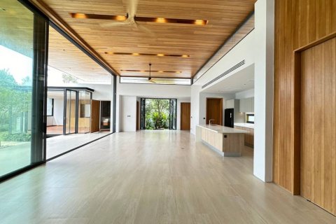 Villa in Phuket, Thailand 4 bedrooms № 121039 - photo 5