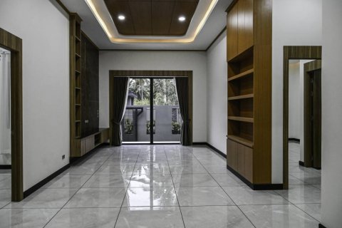 Villa in Pattaya, Thailand 3 bedrooms № 121036 - photo 7