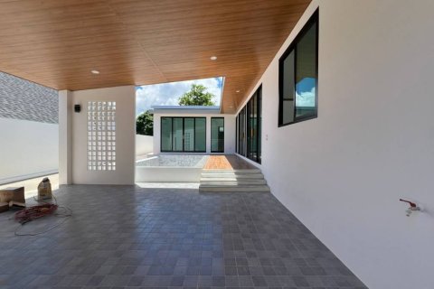 Villa in Ko Samui, Thailand 3 bedrooms № 124576 - photo 4